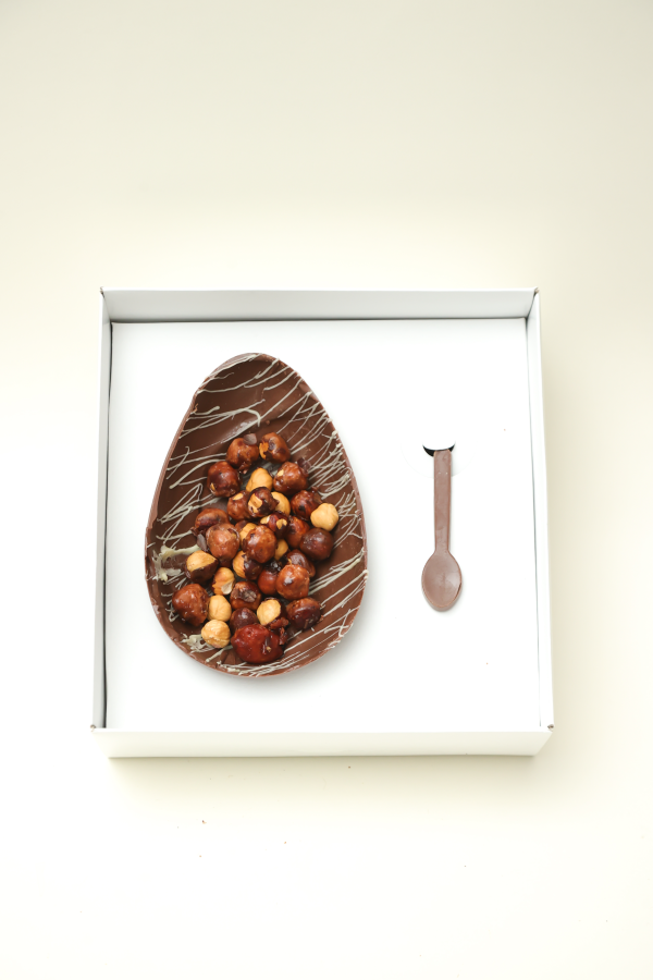 UOVO META CON FRUTTA SECCA CARAMELLATA-mandc-01